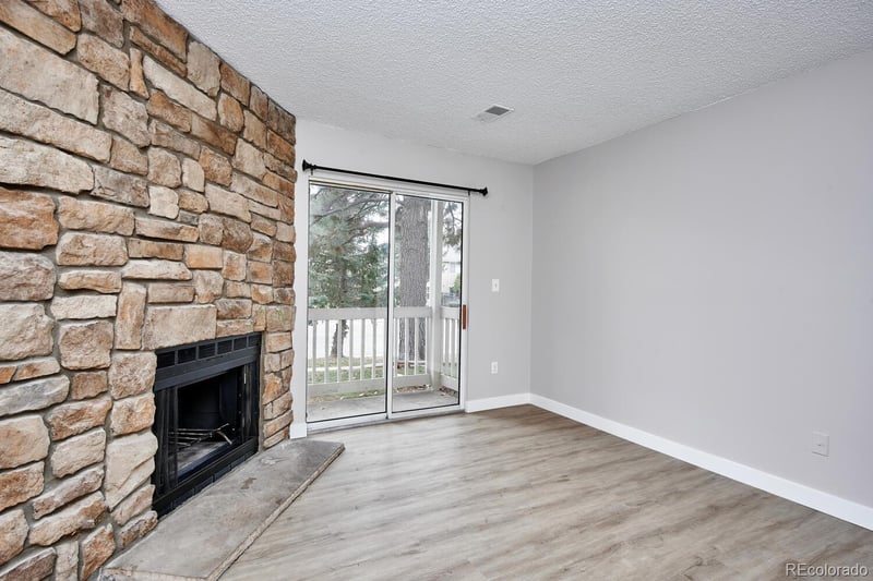 1960 S Xanadu Way #101, Aurora, CO 80014