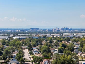 15090 Bolling Dr, Denver, CO 80239