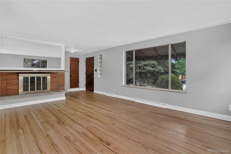8395 W 17th Ave, Lakewood, CO 80214