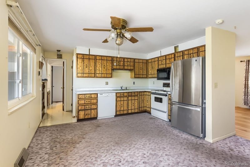 6357 W Clifton Pl, Littleton, CO 80128