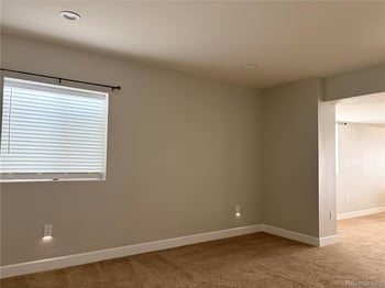 22517 E Layton Cir, Aurora, CO 80015
