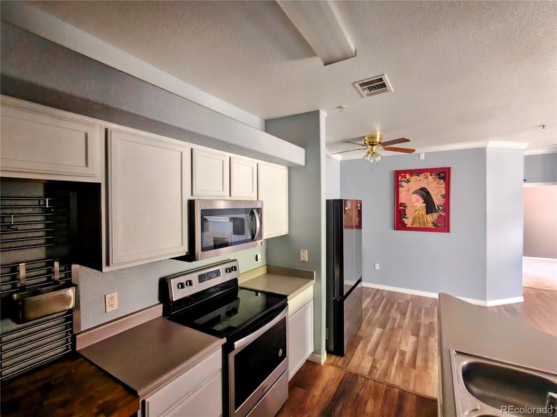18919 E Warren Cir #B107, Aurora, CO 80013