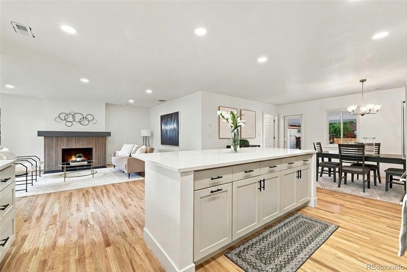 2850 Kearney St, Denver, CO 80207