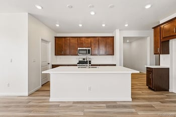 3319 N Denali St, Aurora, CO 80019