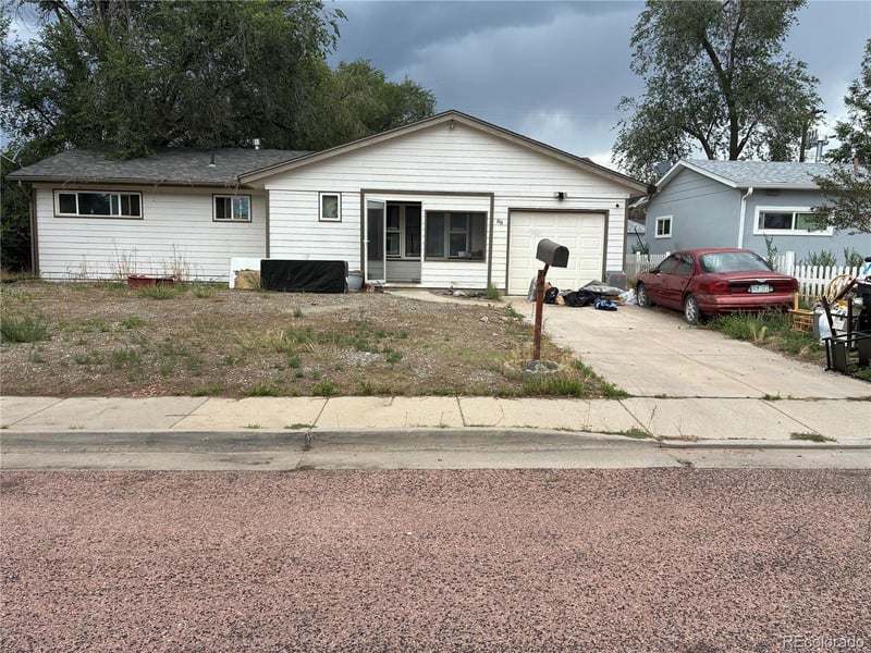 88 Doris Dr, Colorado Springs, CO 80911