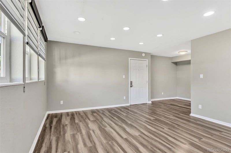 10211 Ura Ln #4-107, Denver, CO 80260