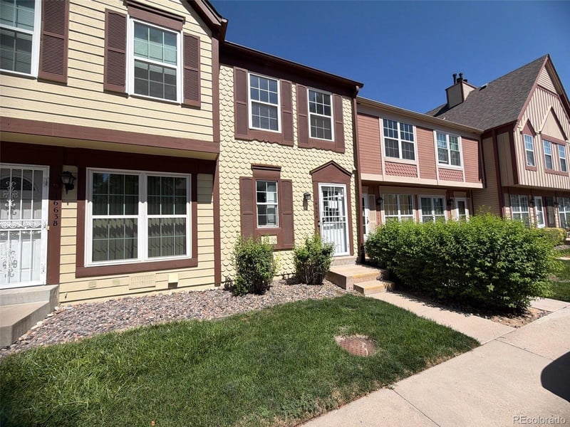1663 S Blackhawk Way #A, Aurora, CO 80012