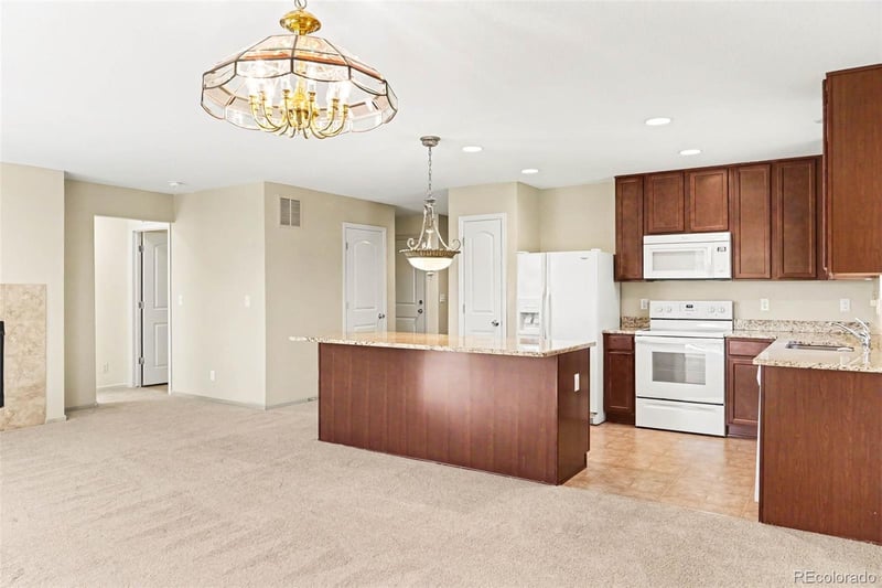 1956 S Danube Way, Aurora, CO 80013