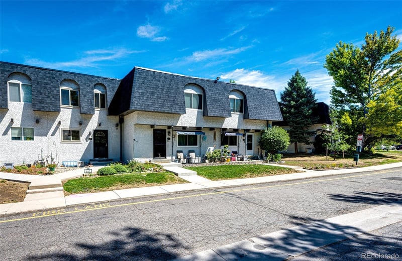 469 E Highline Cir, Littleton, CO 80122