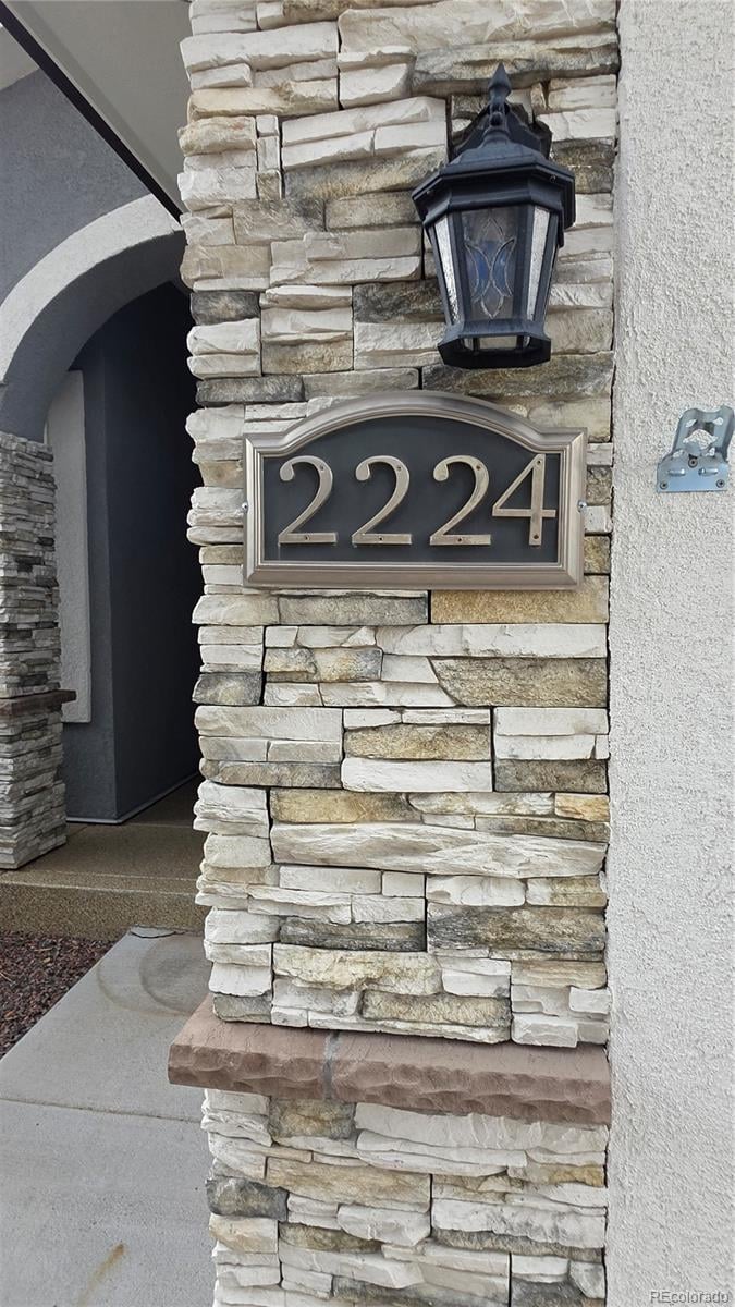 2224 Crestwood Ln, Pueblo, CO 81008