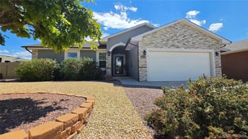 2224 Crestwood Ln, Pueblo, CO 81008