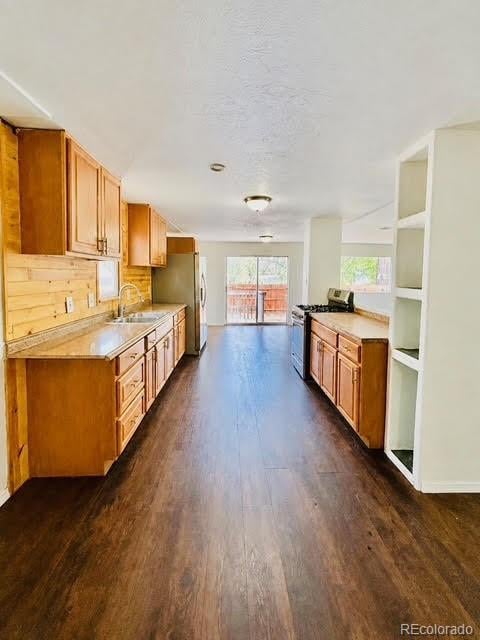 4630 Zion Dr, Greeley, CO 80634