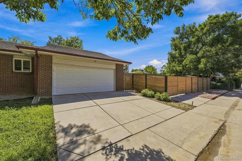205 S Tucson Cir, Aurora, CO 80012