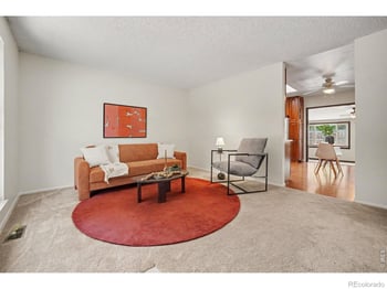 3233 S Holland Way, Lakewood, CO 80227