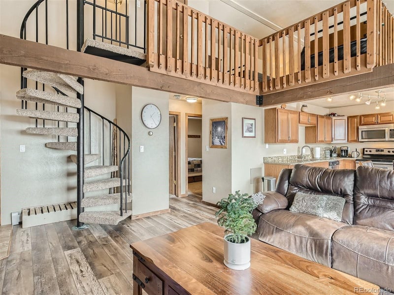 9800 Ryan Gulch Rd #302, Silverthorne, CO 80498