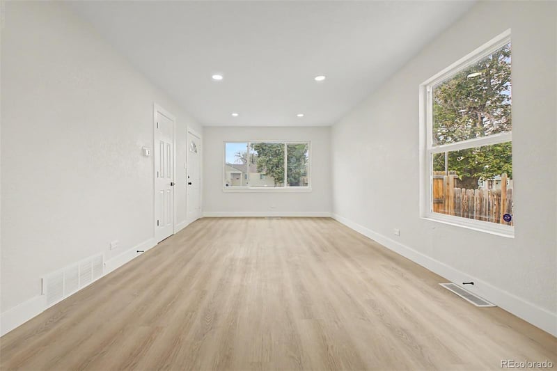 1242 S Seneca Way, Denver, CO 80223
