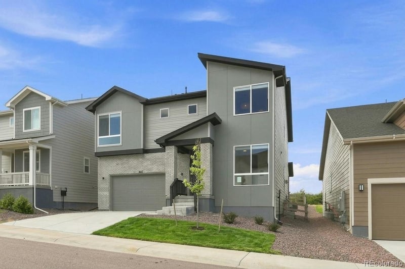 667 Simmental Loop, Castle Rock, CO 80104