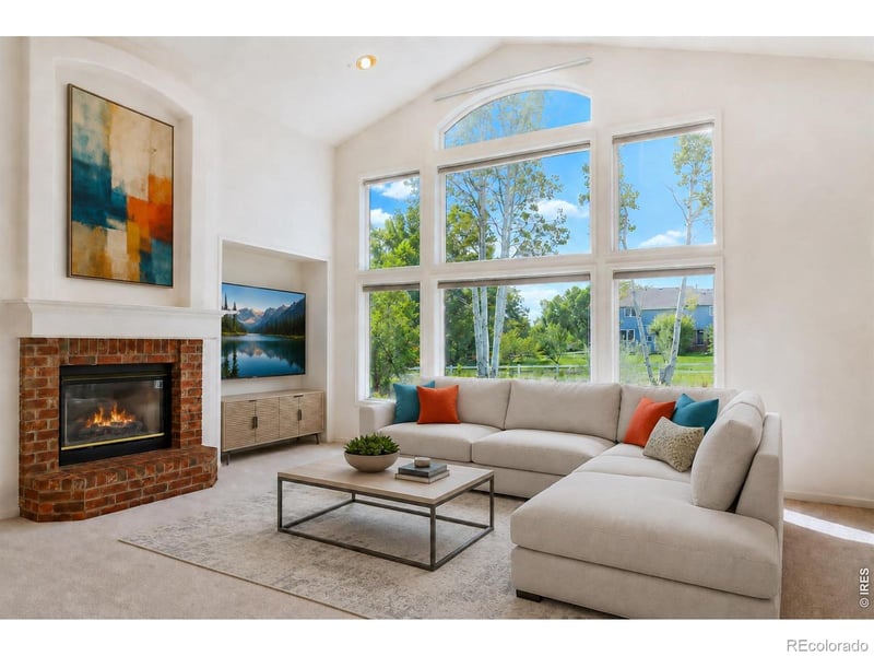 925 Deerhurst Cir, Fort Collins, CO 80525