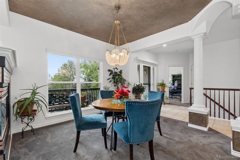6 Eagle Nest Ln, Lyons, CO 80540