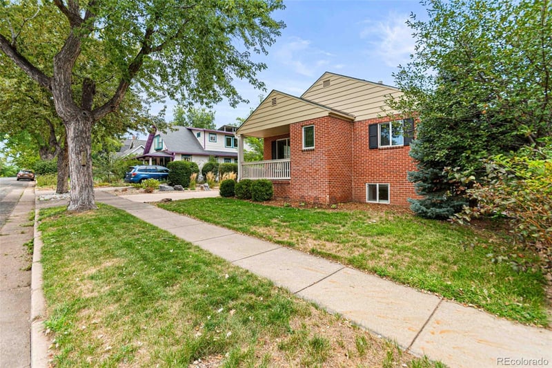 5645 S Crocker St, Littleton, CO 80120