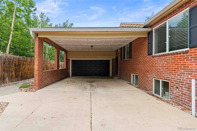 5645 S Crocker St, Littleton, CO 80120