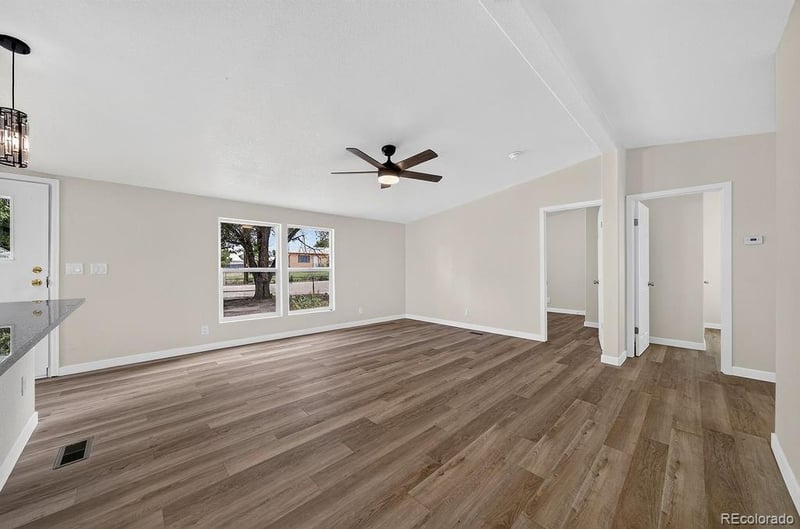 713 Santa Barbara Ave, Pueblo, CO 81005