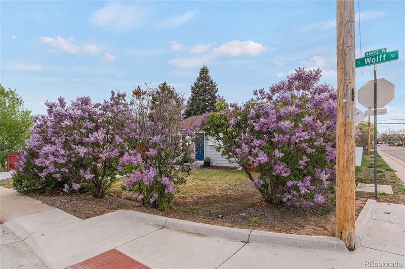 1301 S Wolff St, Denver, CO 80219