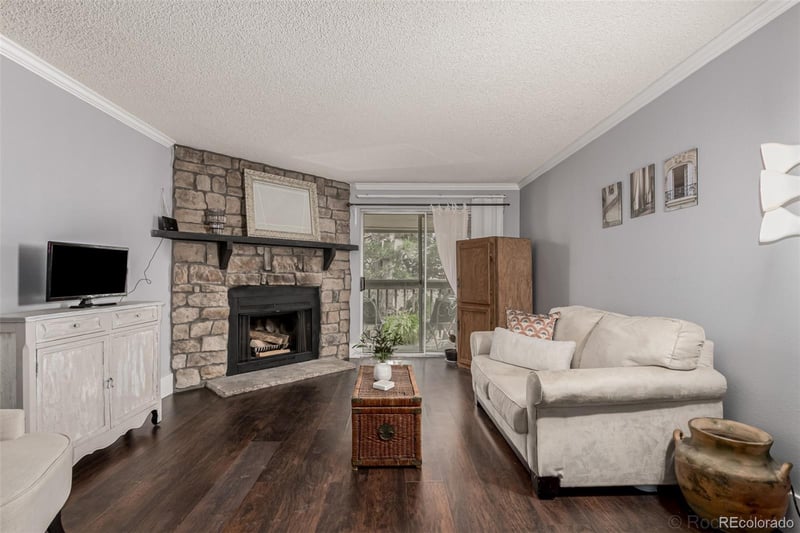 1863 S Pitkin Cir #B, Aurora, CO 80017