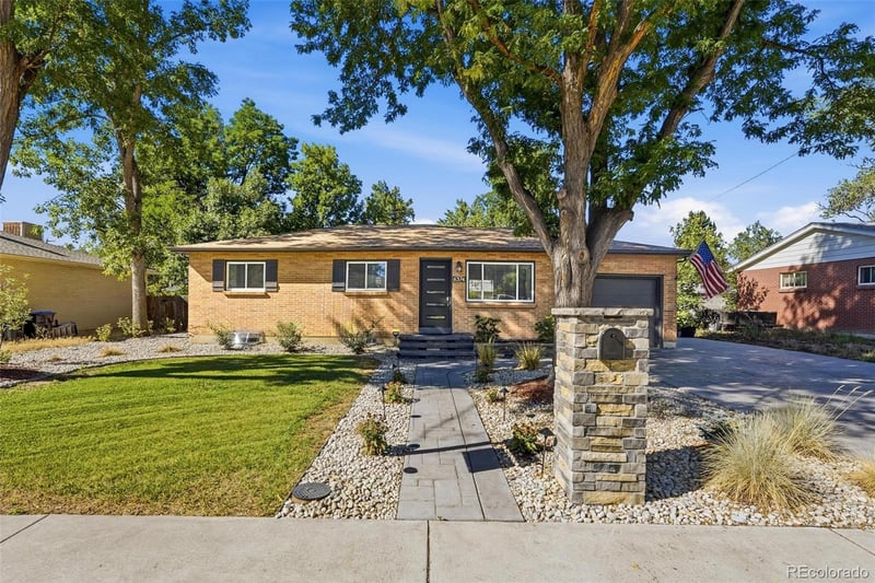 6374 Iris Ct, Arvada, CO 80004