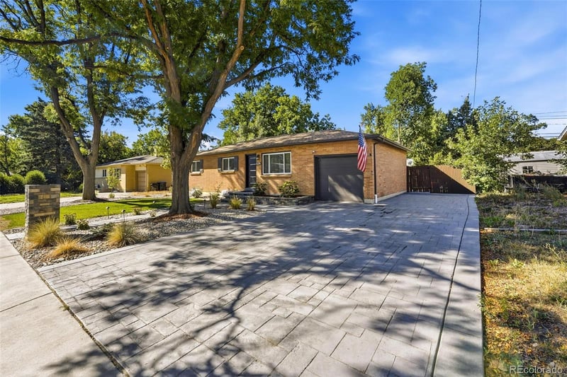 6374 Iris Ct, Arvada, CO 80004