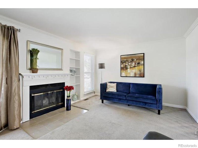 942 Reynolds Farm Ln #B, Longmont, CO 80503