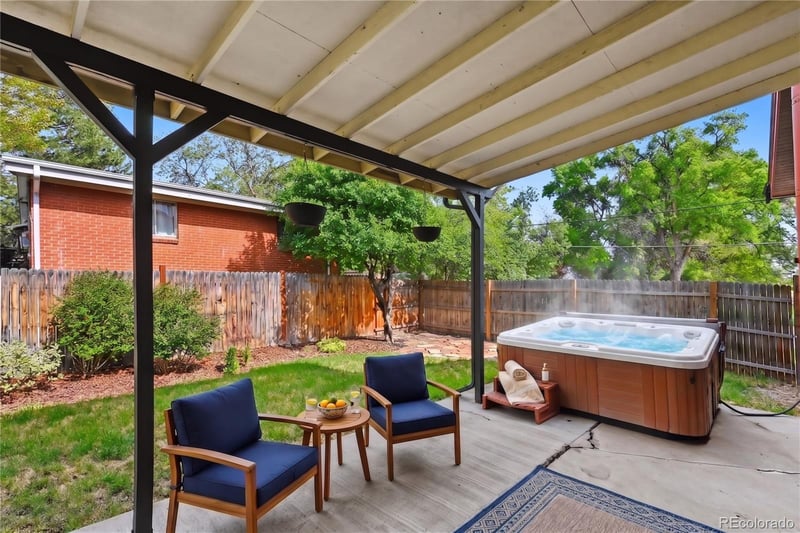 1890 S Monaco Pw, Denver, CO 80224