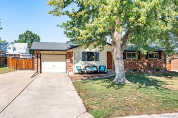 1605 S Cape St, Lakewood, CO 80232
