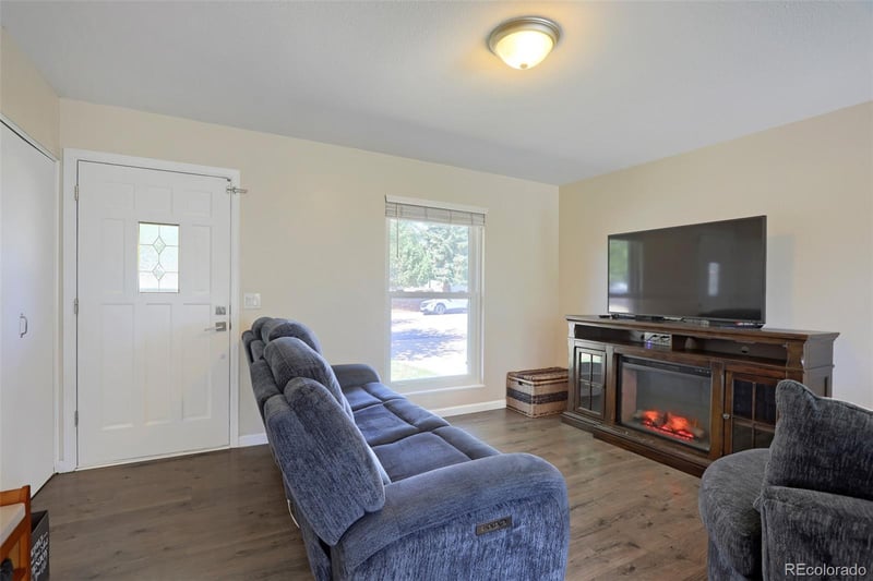 2644 S Norfolk St, Aurora, CO 80013