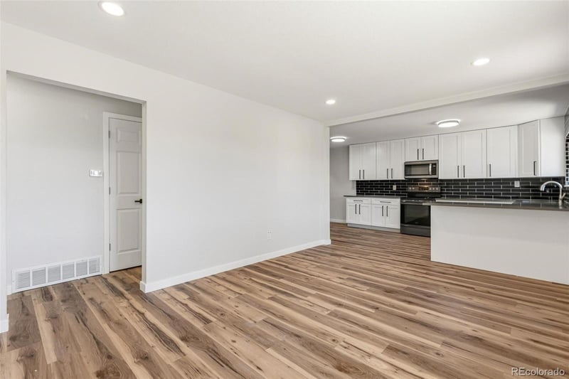9241 Aspen Dr, Thornton, CO 80229