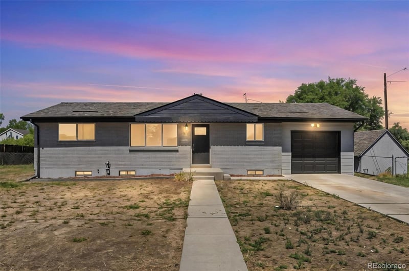 9241 Aspen Dr, Thornton, CO 80229