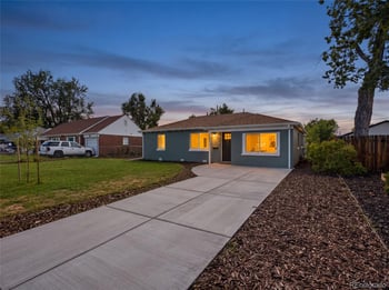 3055 N Holly St, Denver, CO 80207