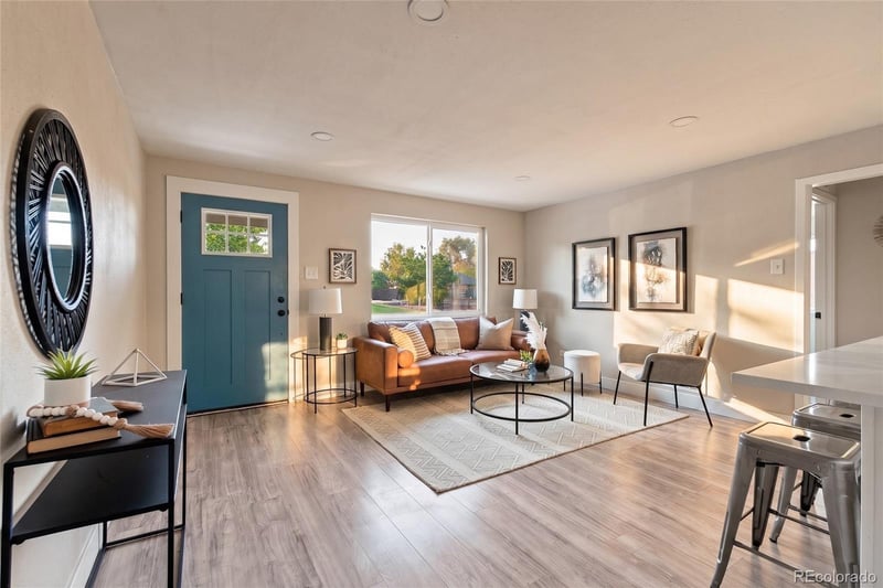 3055 N Holly St, Denver, CO 80207
