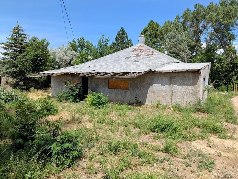 505 W 10th St, Walsenburg, CO 81089