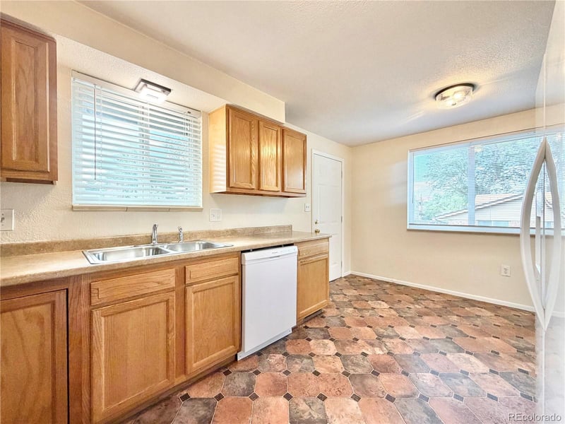 4685 Holland St, Wheat Ridge, CO 80033