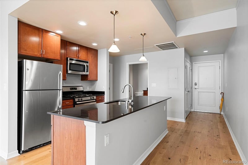 1975 N Grant St #401, Denver, CO 80203