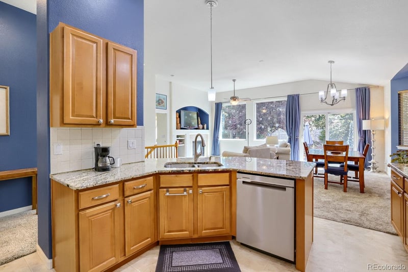 10144 Dogwood St, Longmont, CO 80504