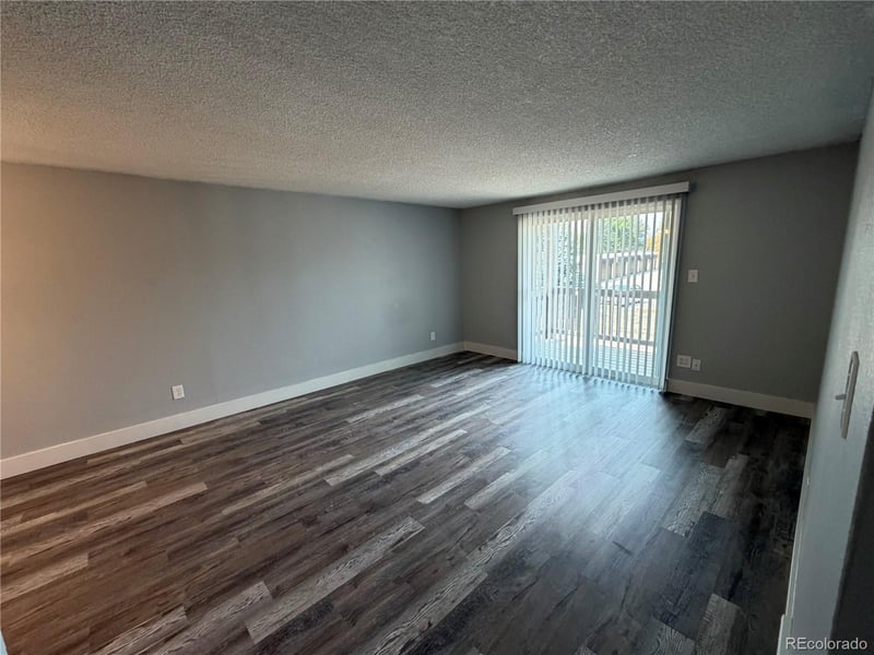 209 E Highline Cir #202, Centennial, CO 80122