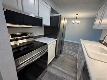 209 E Highline Cir #202, Centennial, CO 80122