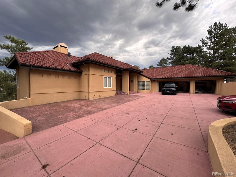 935 Castle Ridge Rd, Golden, CO 80401