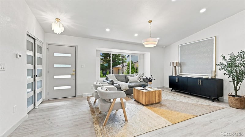 9491 W Jewell Pl, Lakewood, CO 80227