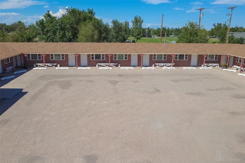 625 E 1st St, Akron, CO 80720