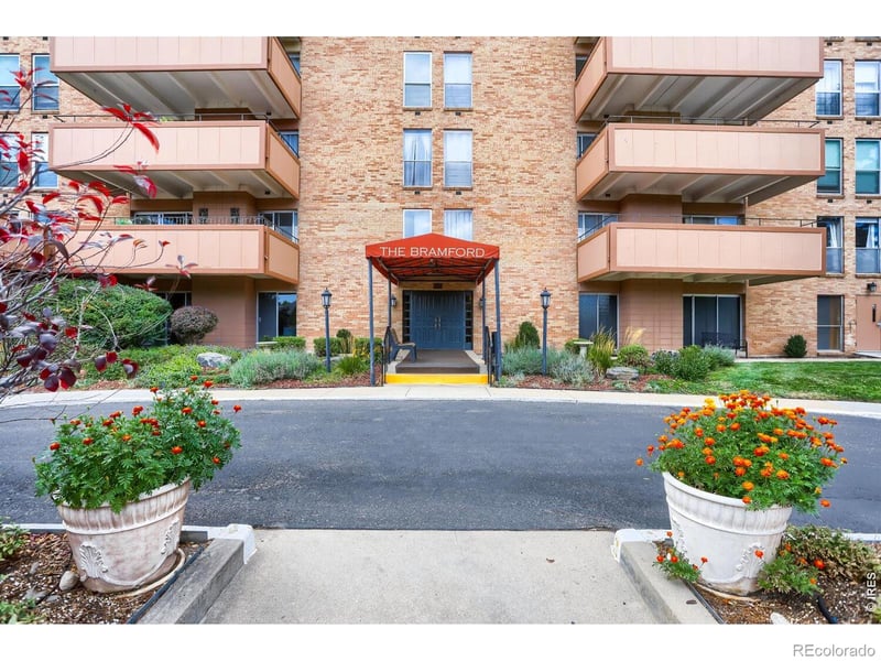 500 Mohawk Dr #202, Boulder, CO 80303