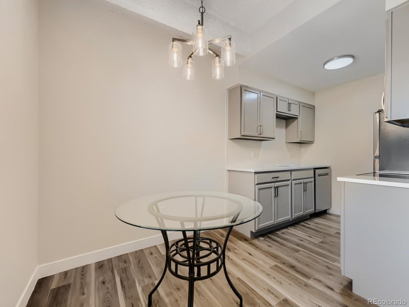 384 S Ironton St #401, Aurora, CO 80012
