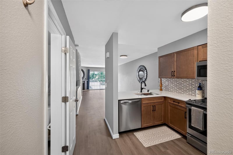 1818 S Quebec Way #11-3, Denver, CO 80231